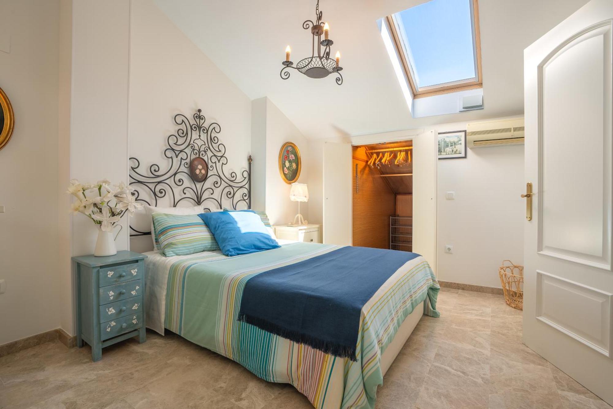 Penthouse With Sea Views Alamos Apartment *