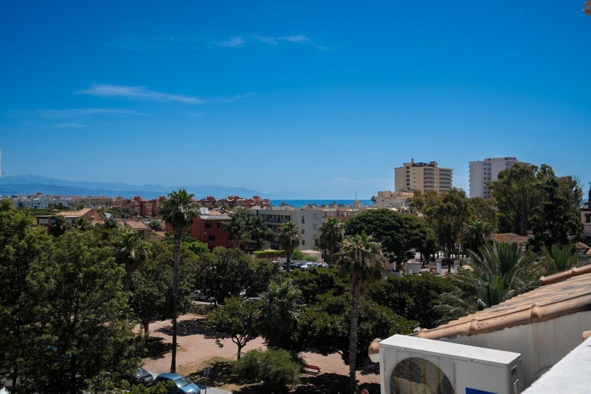 Penthouse With Sea Views Alamos Apartment *